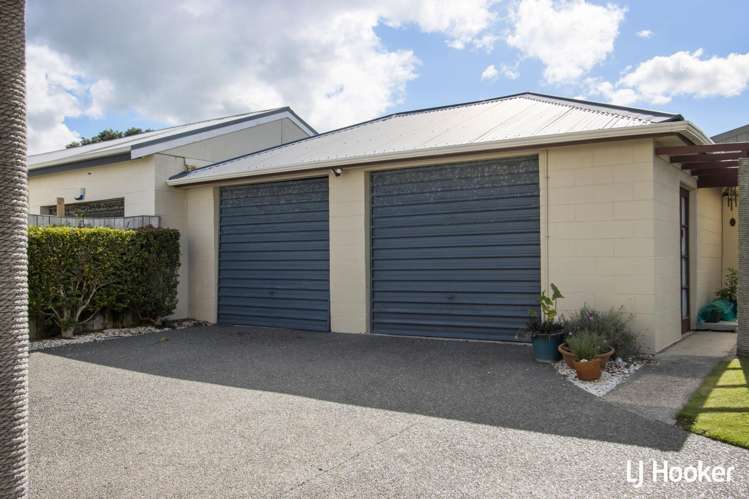 19 Beach Road Waihi Beach_20