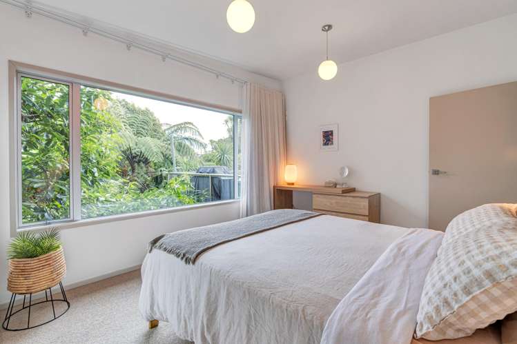 12 Leatham Avenue Strandon_23