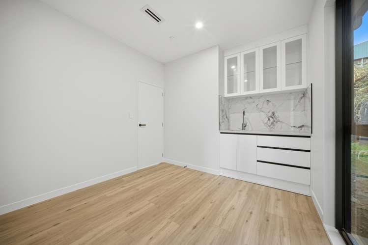 18 Rongoa Maori Way Pukekohe_18