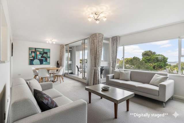 Remuera Apt with Tennis Court & Pool