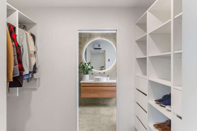 196 Southfield Drive Lincoln_15