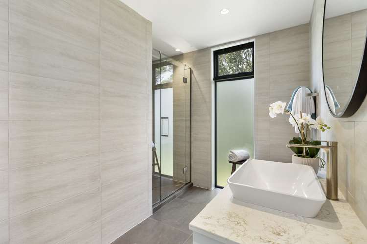 66 Kennedy Point Road Surfdale_36