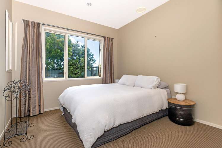 11 Charteris Rise Riverdale_9