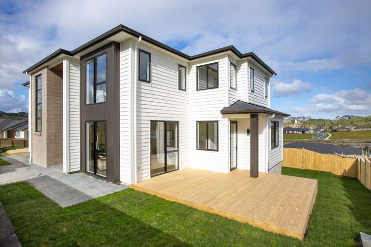 4 Canoe Lane Riverhead_19