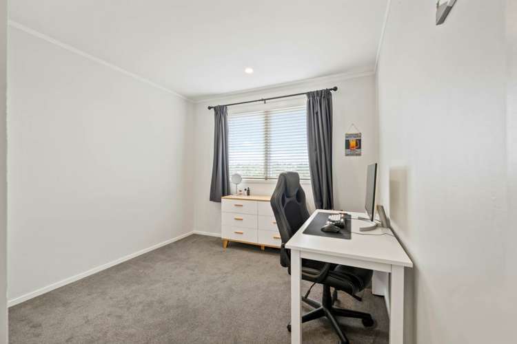 12 Arlette Place Massey_10