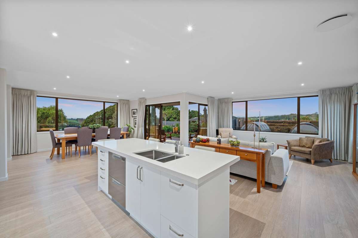 50 William Andrew Road_2