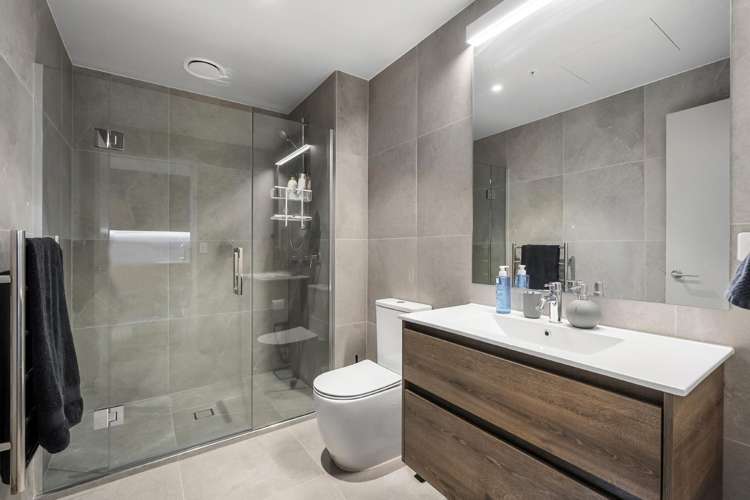 205/21 Pennant Street_5