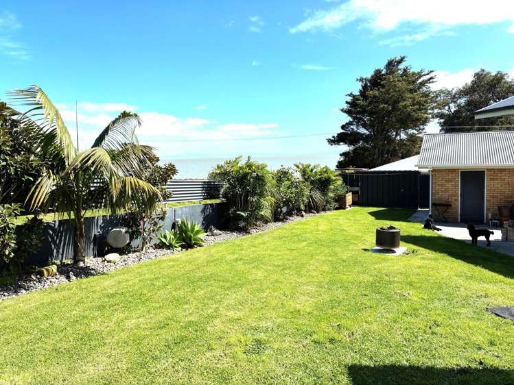 4 Lockhart Place Ngarimu Bay_18