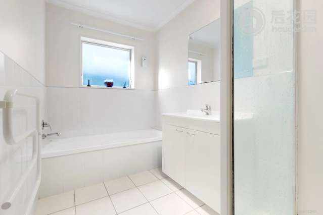 1 Mandival Avenue Flat Bush_3