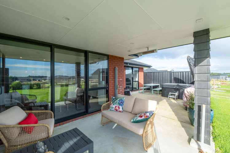 24 Chatham Rise Seaward Bush_22