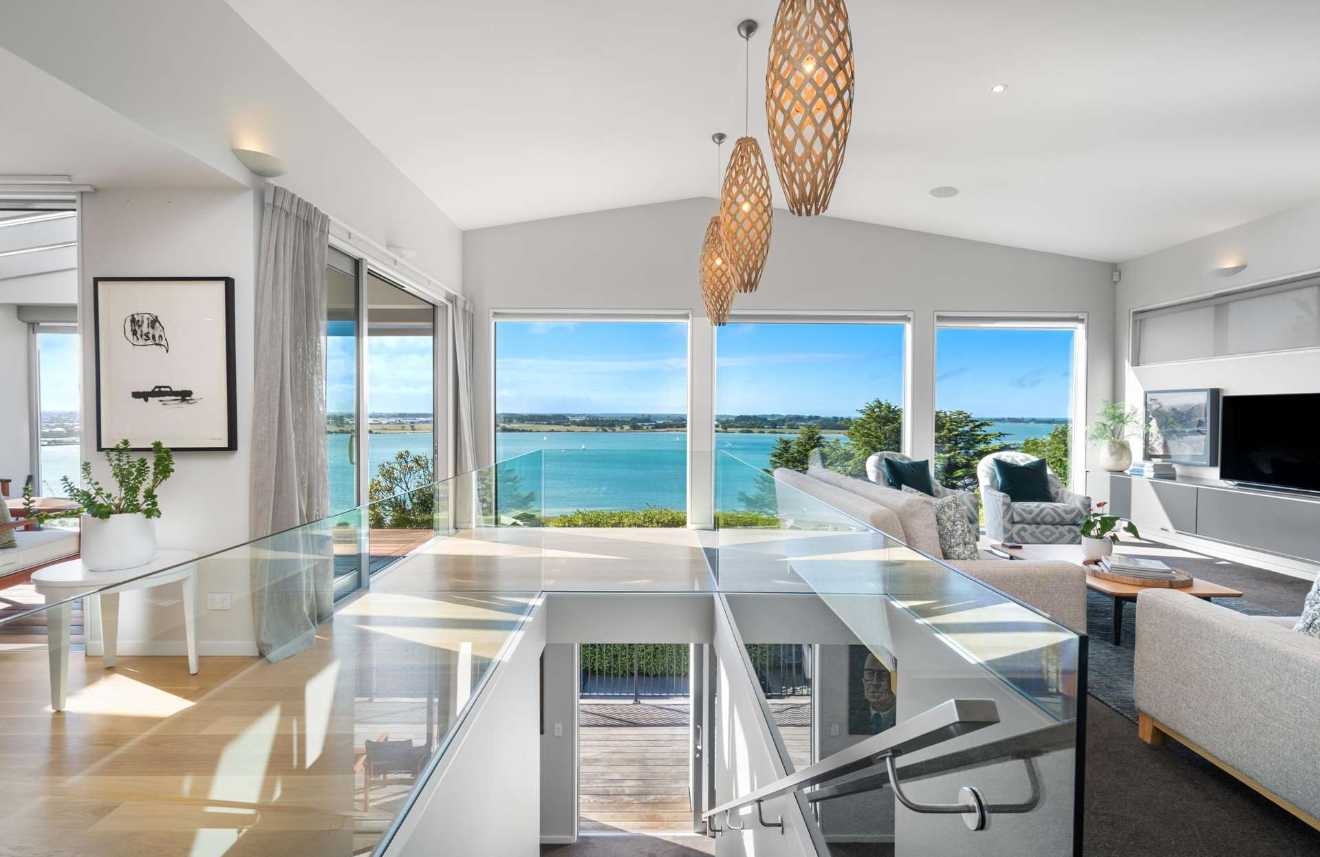 62 Te Awakura Terrace Mount Pleasant_0