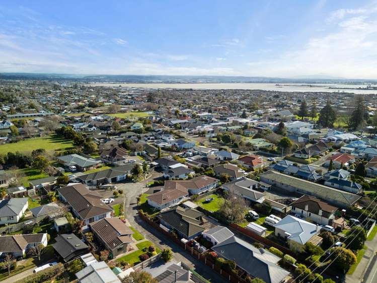 1/4 Alyson Place Stoke_14