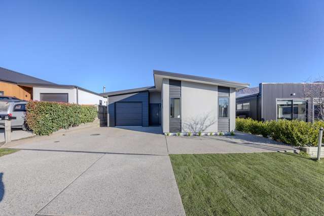 207 Aubrey Road Wanaka_4