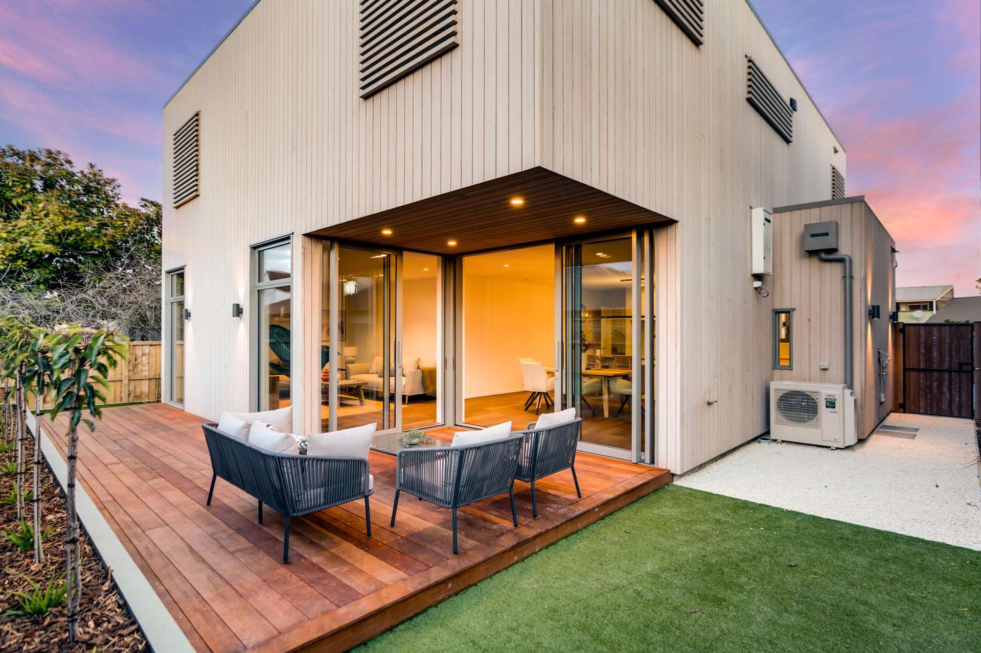 4/42 Browns Road Merivale_0