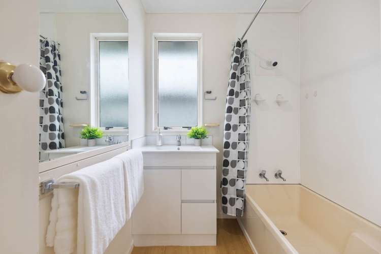 2B Matangi Road Mt Wellington_13