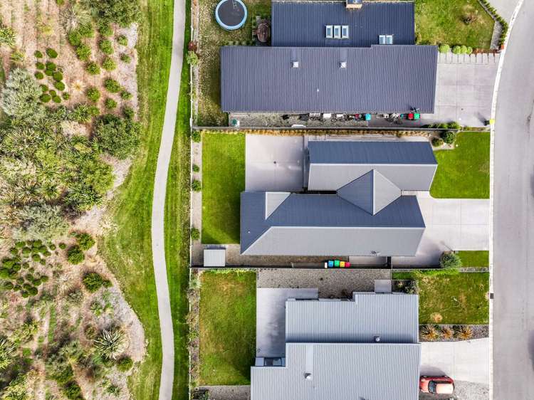 9 Smitham Drive Cromwell_24