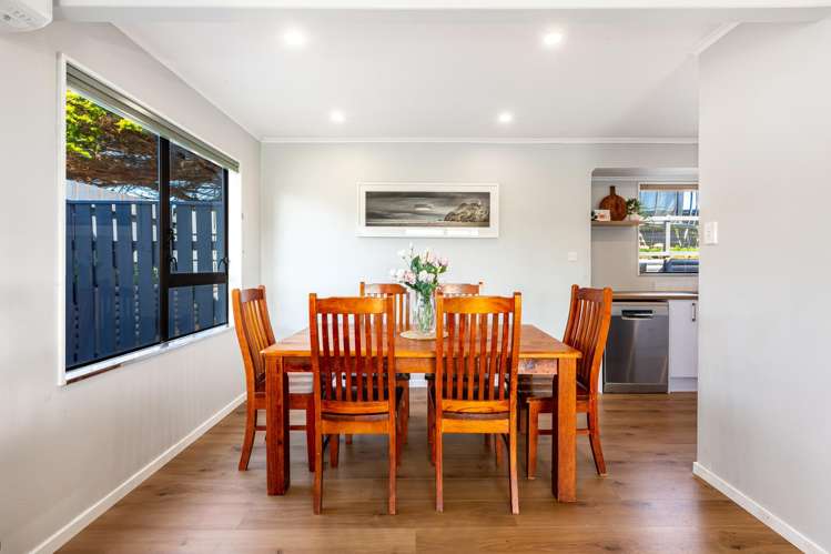 23 James Cook Drive Whitby_15
