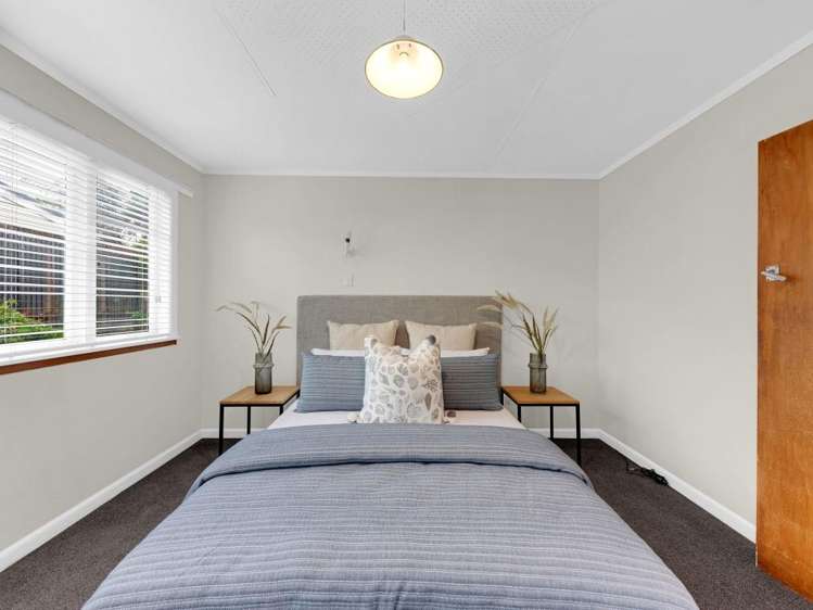 52 Cambridge Road Hillcrest_16