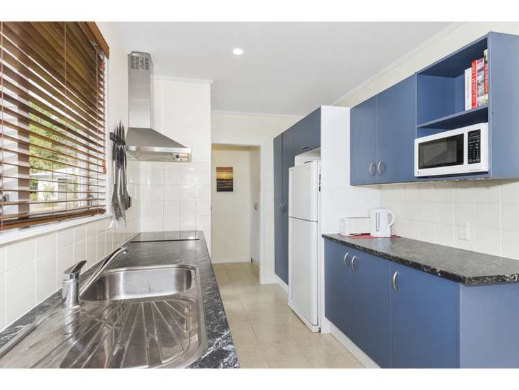 7 Titchener Street New Lynn_10