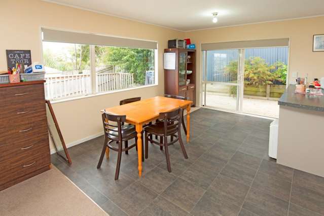 11a Springtime Crescent Stanmore Bay_4