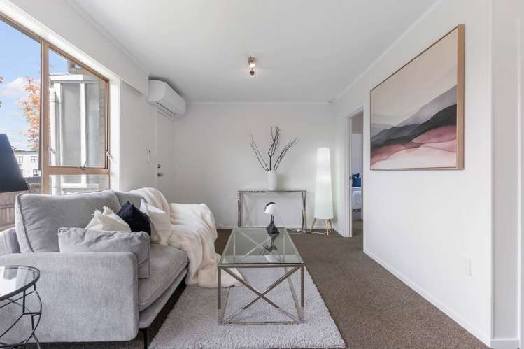 2/14 Edwards Avenue Henderson_1