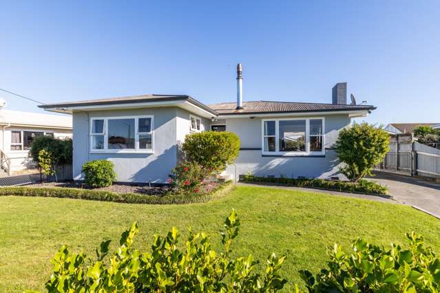 11 Hitchings Avenue Onekawa_2