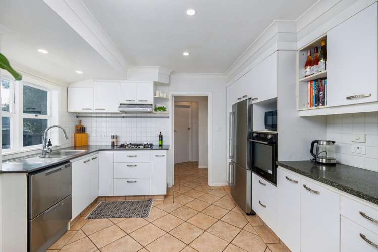 88 Richardson Road Mount Albert_8
