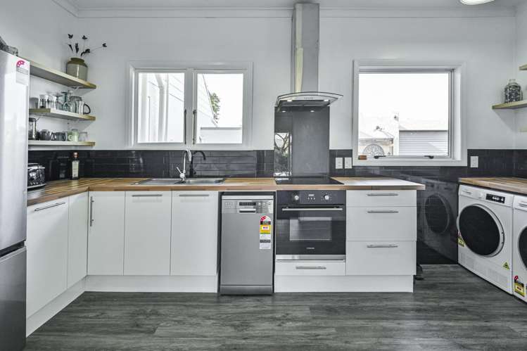 912 Ellison Road Parkvale_15