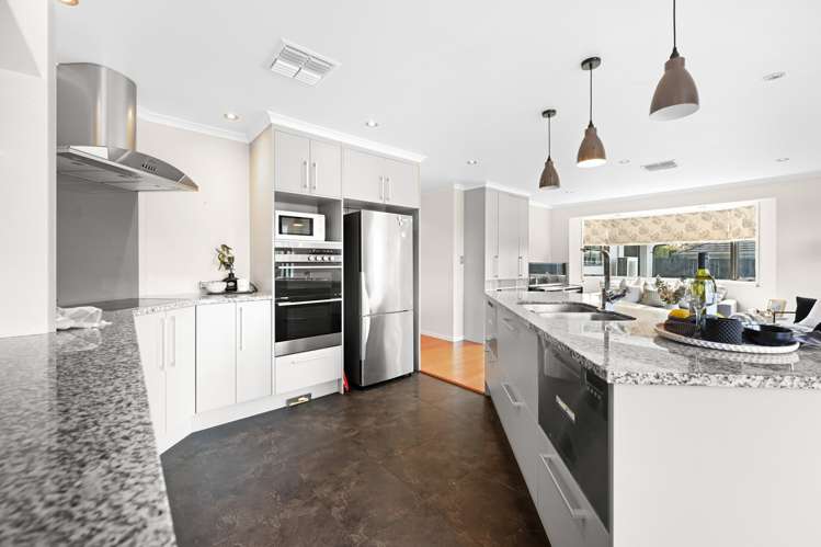 16 Hampshire Court Flagstaff_12