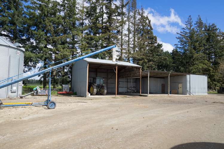 1076 Methven Chertsey Road Lauriston_18