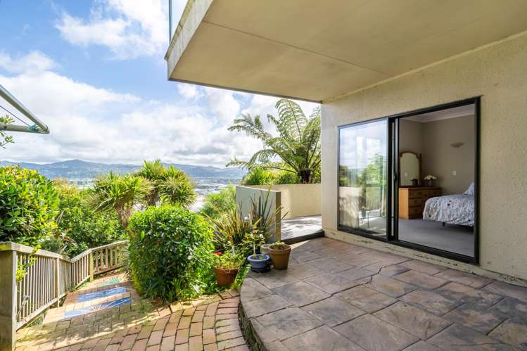 69 Howard Road, Point Howard Eastbourne_16