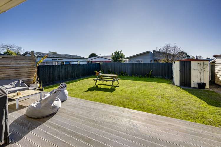 8 Lyttelton Crescent Tamatea_21