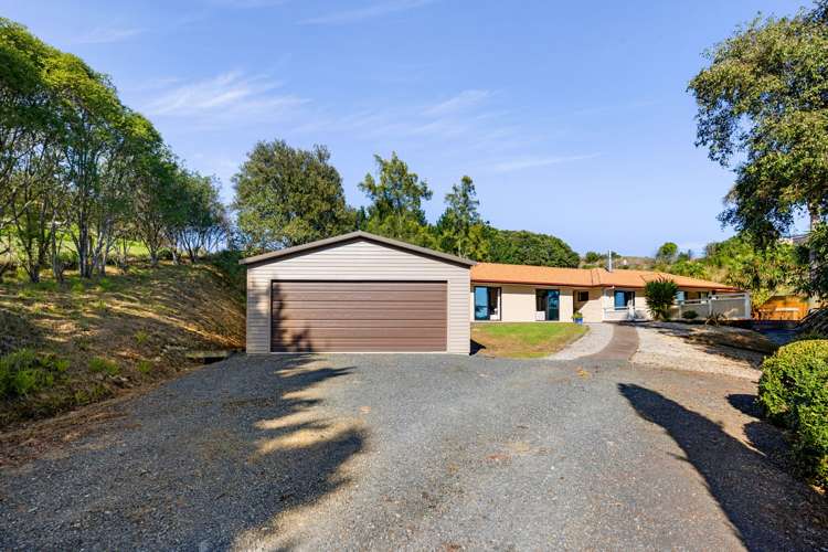 84 Highbrook Way Whatawhata_1