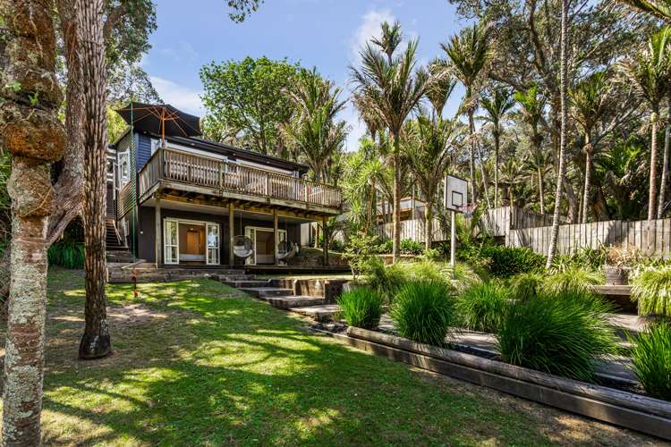 80 Motutara Road Muriwai_29