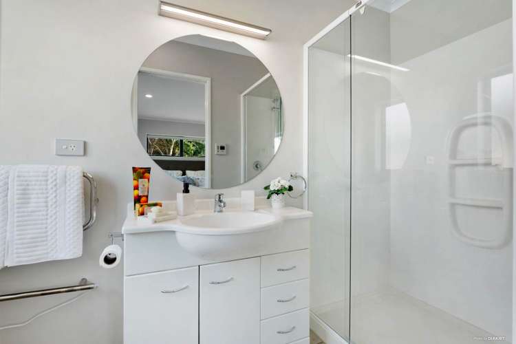 6 Avonglen Court Wattle Downs_8