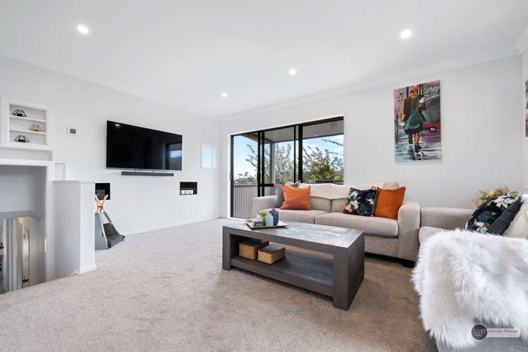 36a Outram Grove Kelson_2