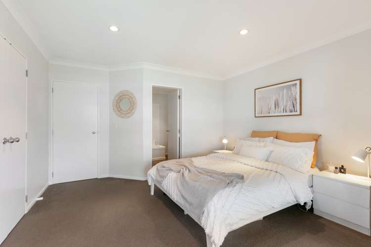 15 Birkhall Grove Strathmore Park_14