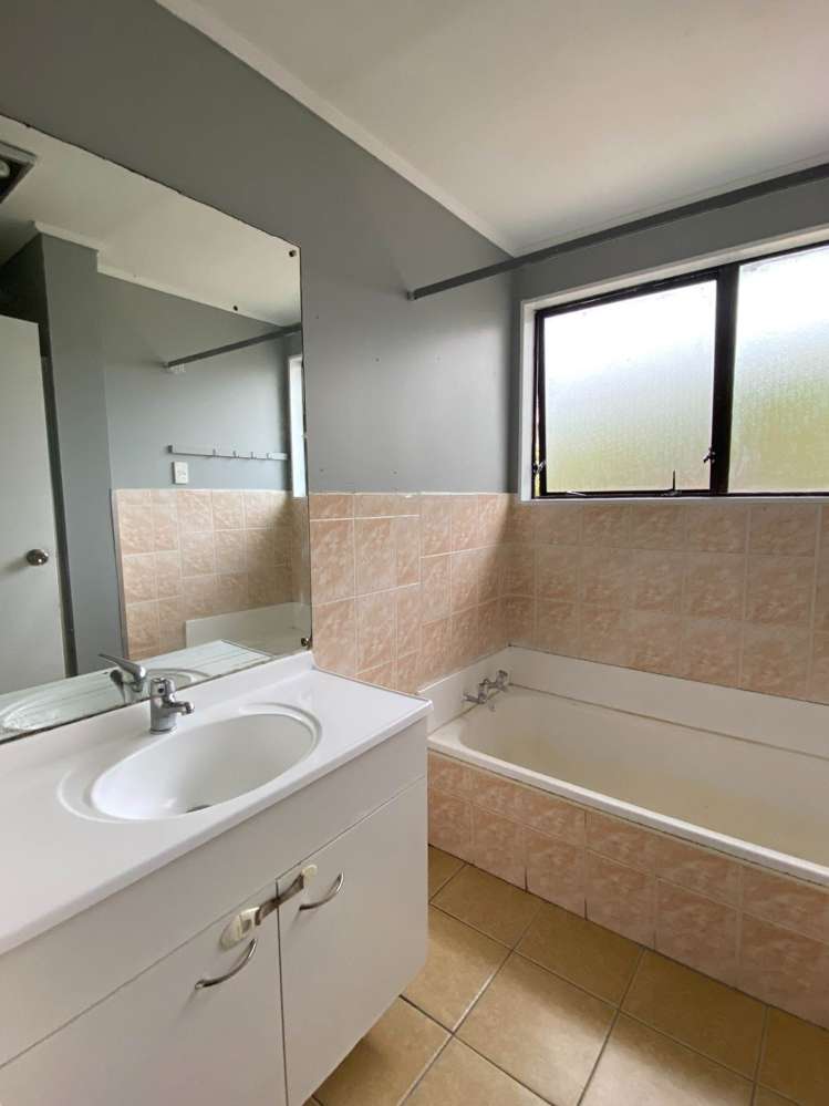 2/190 Te Irirangi Drive Flat Bush_8