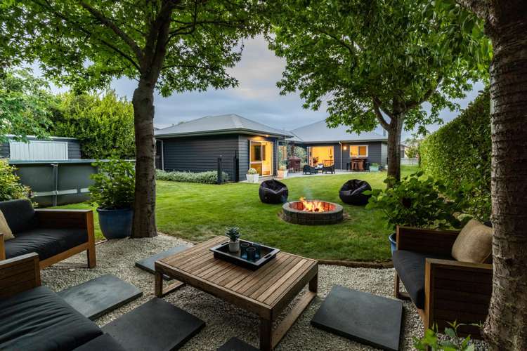 4 Donald Place Frimley_20