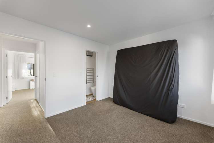 9 Edmund Anscombe Place Caversham_12