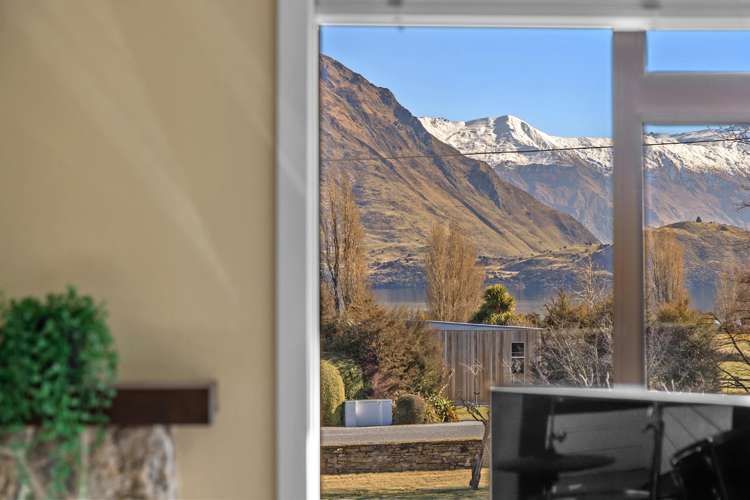 261 Beacon Point Road Wanaka_14