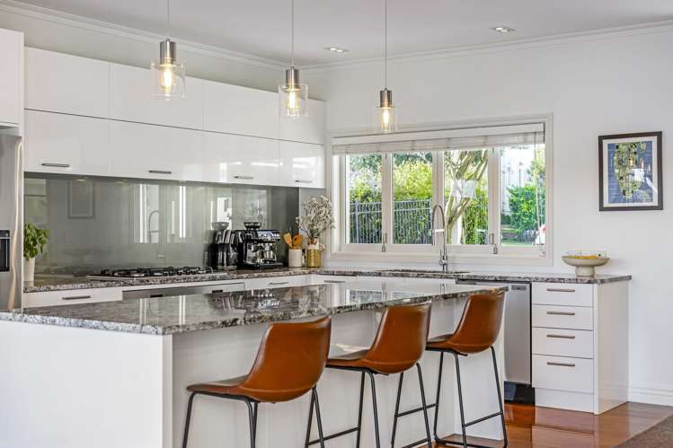 63 Bay Road St Heliers_15