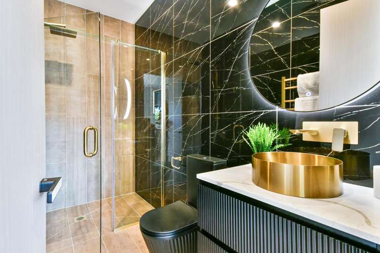 42 Church Road Mangere Bridge_16