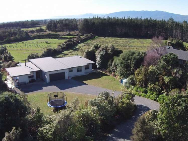 10 Lakeside Terrace Westport_3