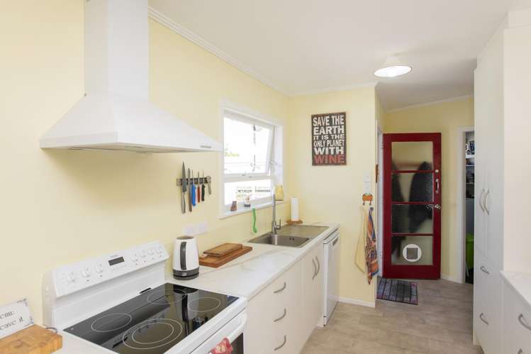 2 Lytton Road Riverdale_7