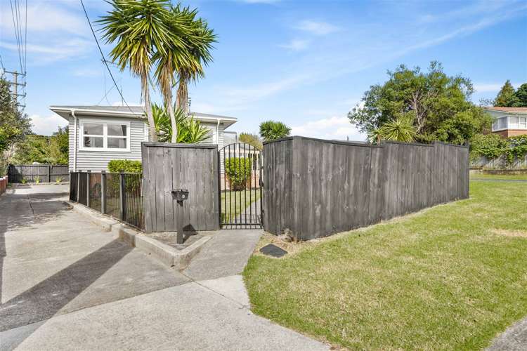 2 Talavera Place Te Atatu South_19