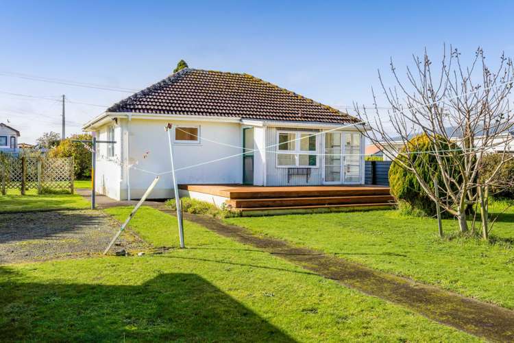 17 Burns Street Hawera_14