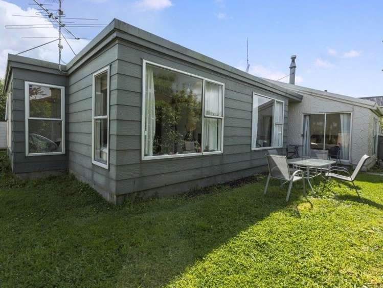 9 Akron Grove Totara Park_19