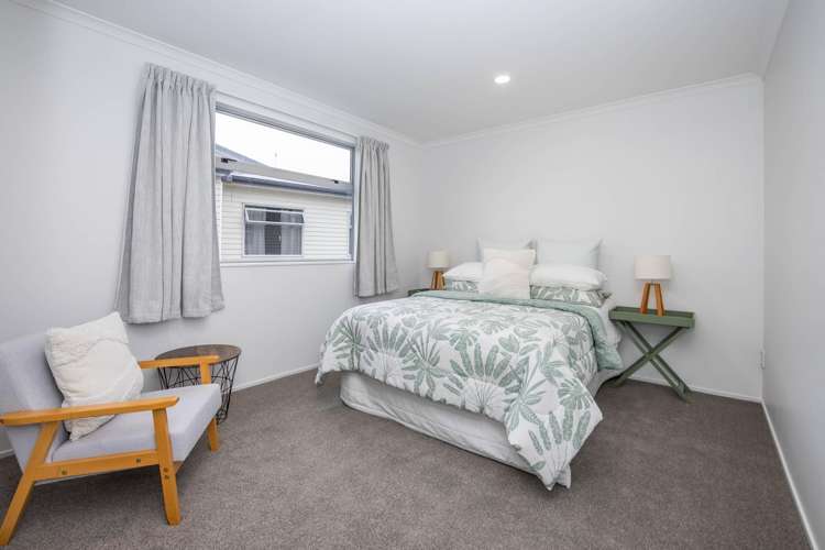 2/11 Beatty Street Melville_7