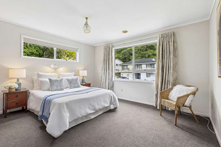 15 Fyvie Avenue Tawa_12